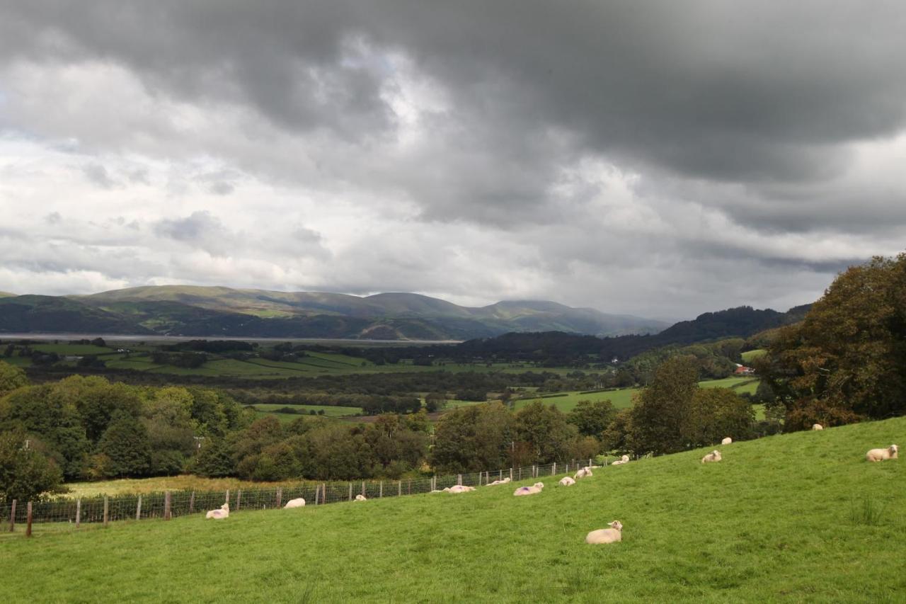 Breathtaking Views With A Hot Tub - Bwlch Cliced Villa Tal-y-bont  Buitenkant foto